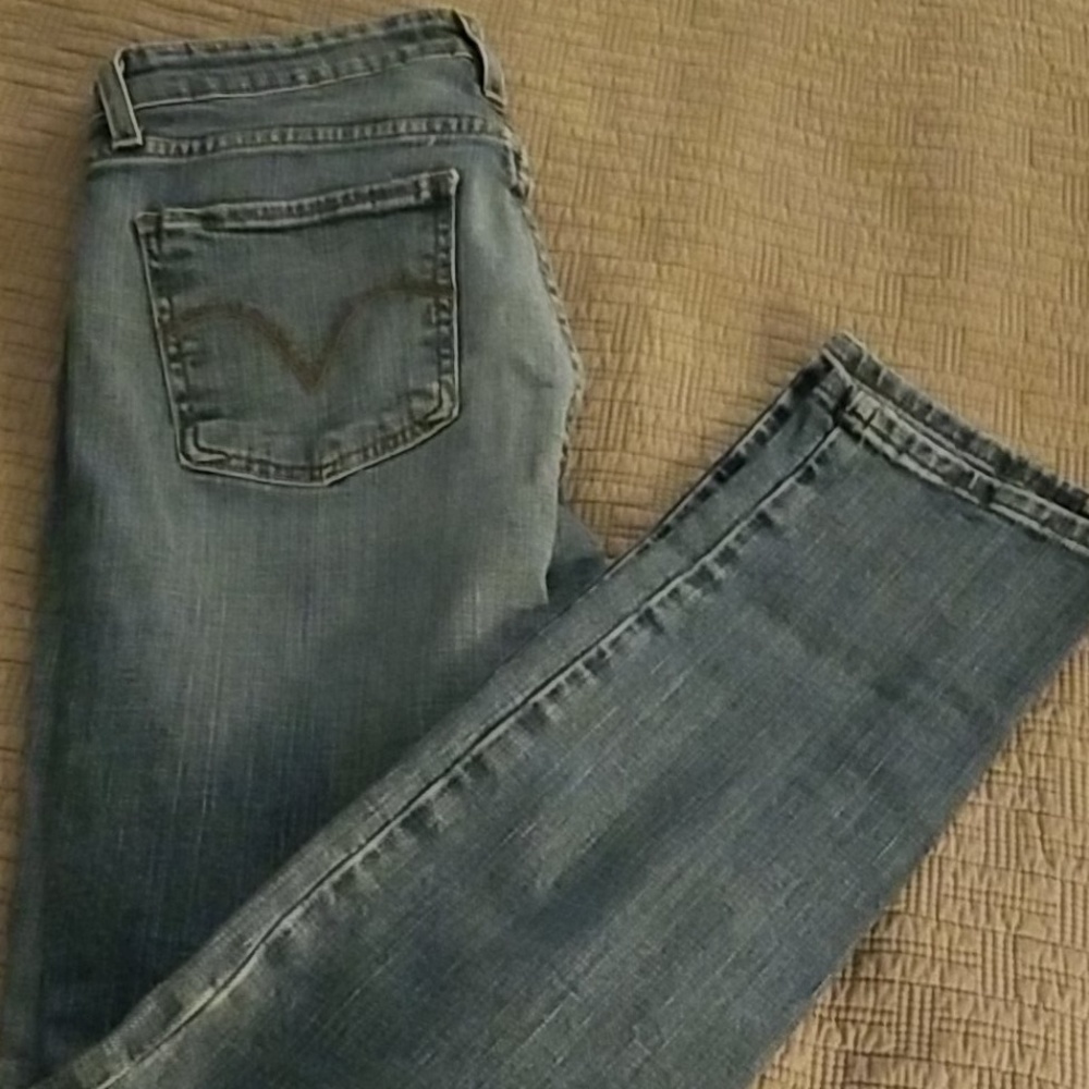 Levi's